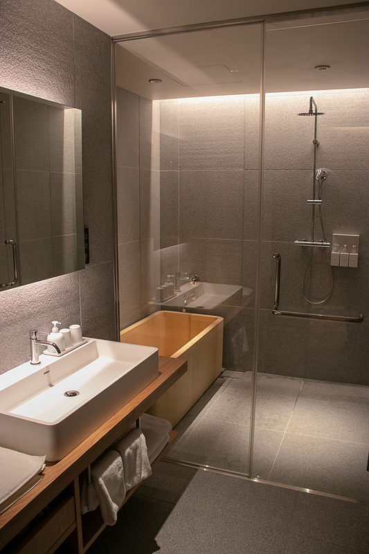 タイプIだけはヒバの木を使ったバスタブ