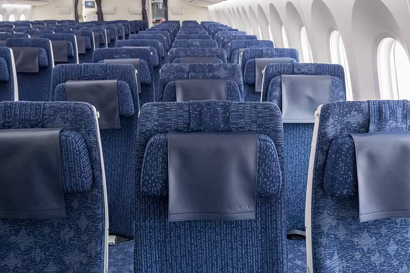 隣接したシートの柄が異なるようにデザイン