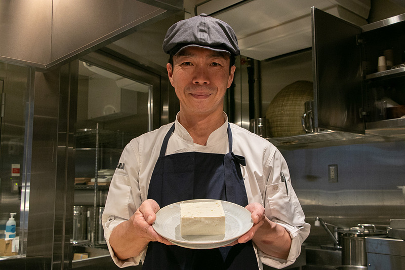 「豆腐工房」では毎日豆腐を作り提供