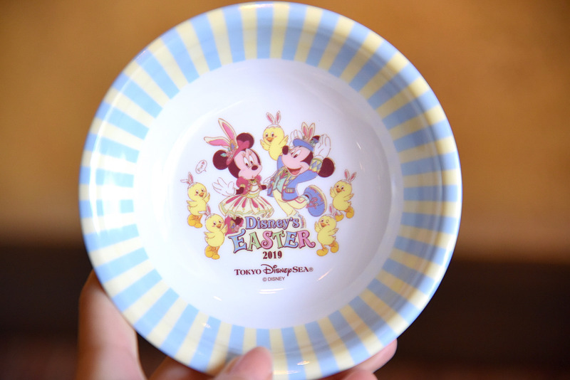「ディズニー・イースター」デザインのプレート