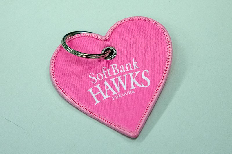 タカガールジェットの機内販売限定オリジナルのタカガールキーホルダー（500円）