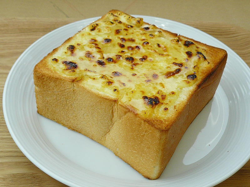 カフェタイムの「やみつきトースト（ダブル）」600円