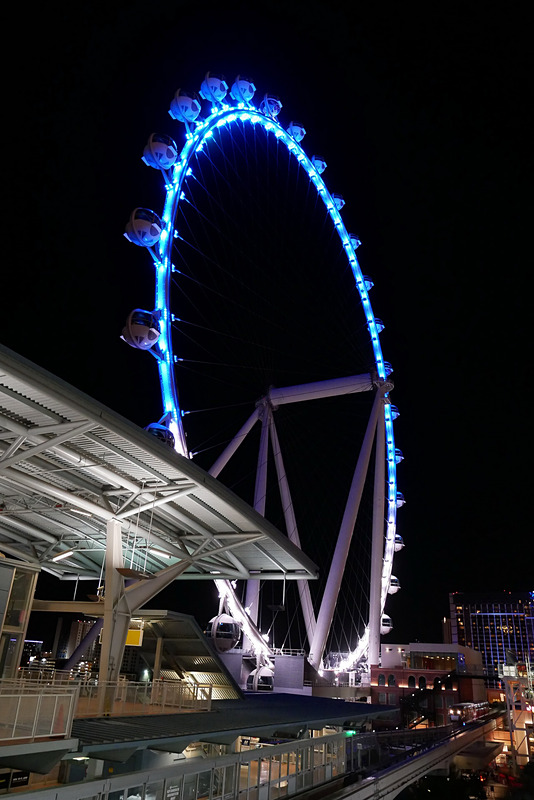 世界最大の観覧車「High Roller」。ラスベガスの夜景を楽しむのに最適です