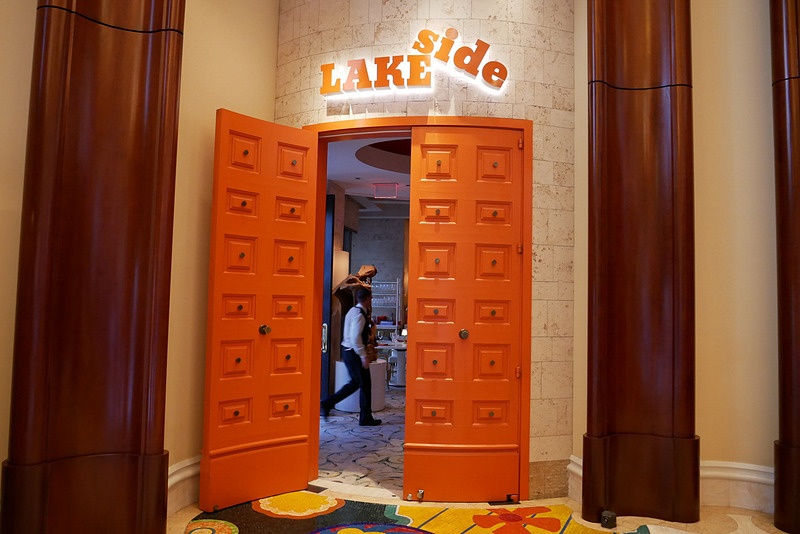 ショーを楽しみながら絶品料理がいただける、リゾートホテル「Wynn Las Vegas」のレストラン「Lakeside」