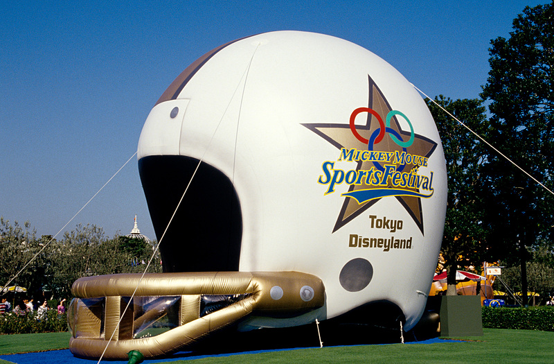 1990年（平成2年）9月29日～11日18日「ミッキーマウス・スポーツフェスティバル」のデコレーション