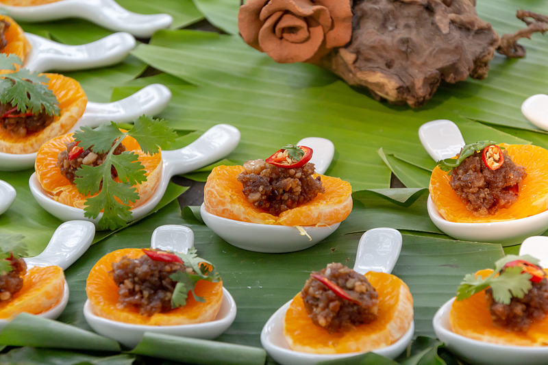 レストランをいくつも経営しているだけあり、素晴らしい料理が提供される