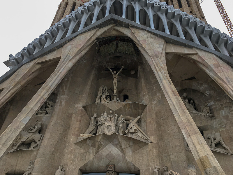 受難のファサード、キリストの磔刑