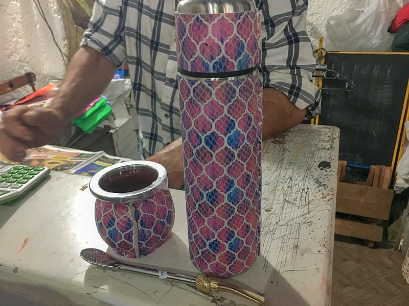 モンテビデオの旧市街でゲットしたマテ茶セット。ウルグアイの人たちは特にマテ茶が好きなんだとか