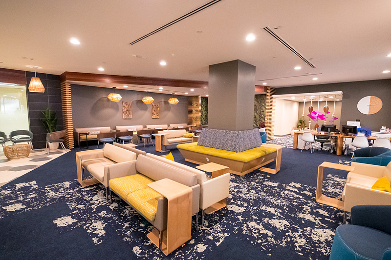 面積が広がりくつろげるスペースが広がったマハロラウンジ。キッズスペースも引き続き設置している
