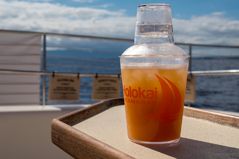 Holokai Catamaranオリジナルのカクテル。アルコールは強めな感じだがフルーティで飲みやすかった