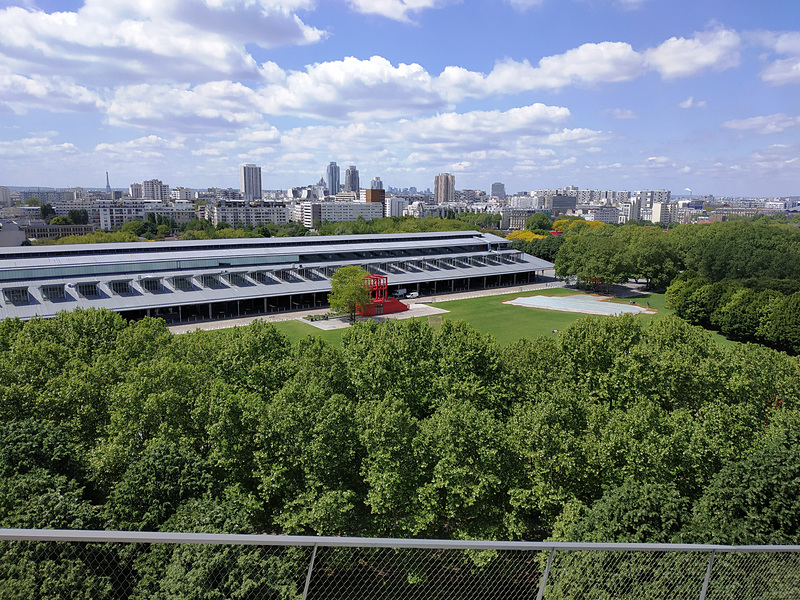 屋上と屋上からの眺め