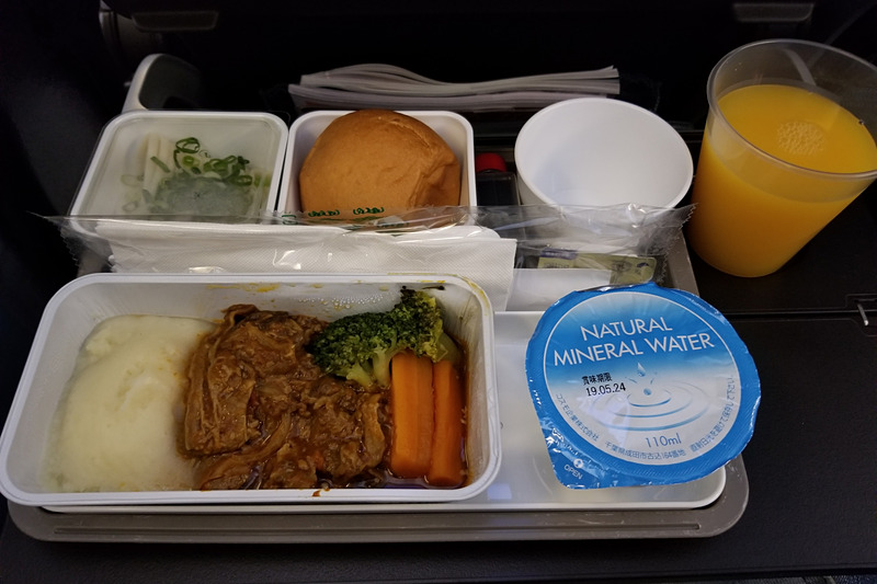 この日の機内食