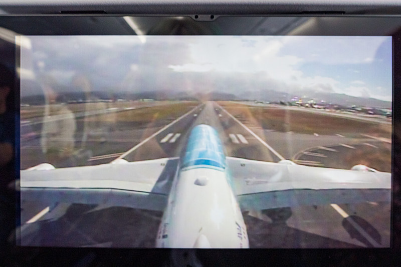 そして、着陸。機内で拍手が起こった