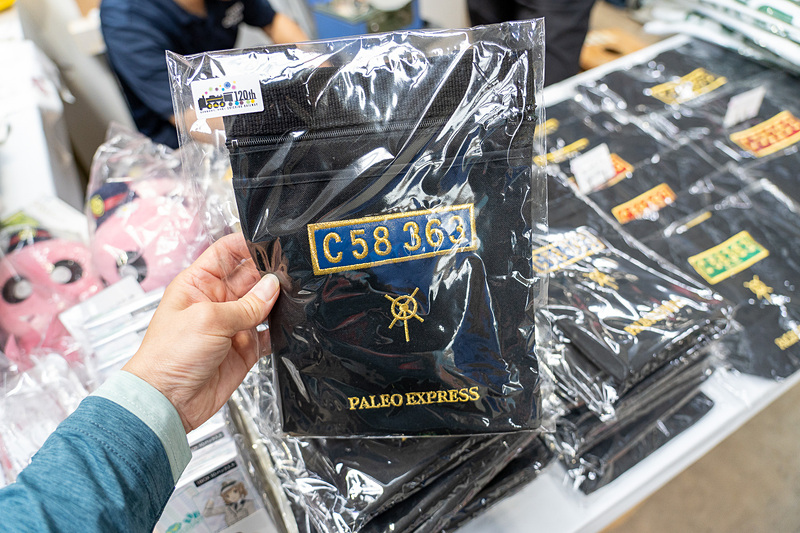 秩父鉄道はSLパレオエクスプレスオリジナルのショルダーバッグ