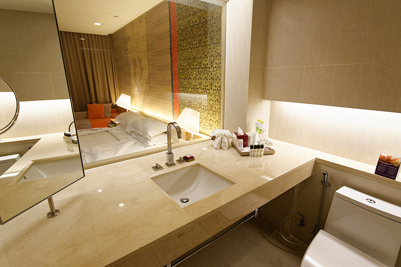 バスルーム。こちらにも湯船