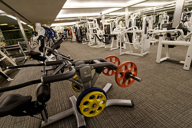 豊富な機材が並ぶ