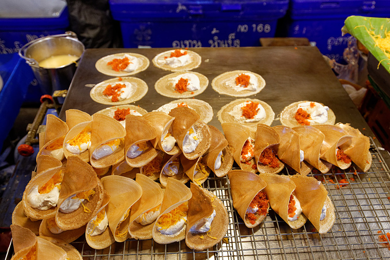 あらゆるタイフード、流行のスイーツが集まる