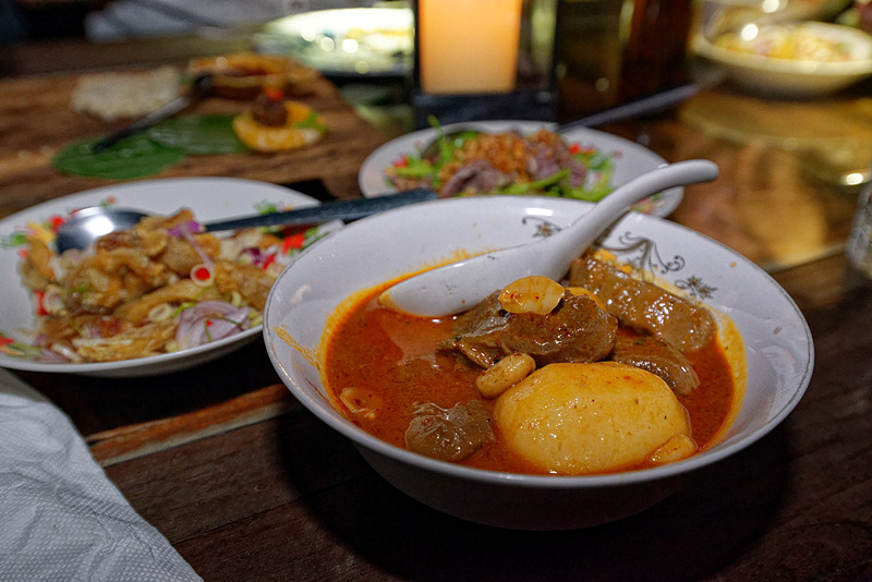 マッサマンカレー