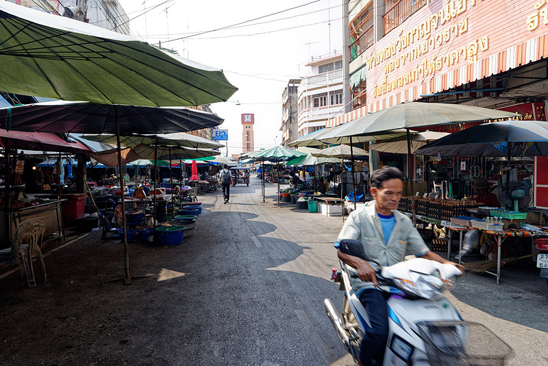 ラーチャブリー県、ポータラムの市場