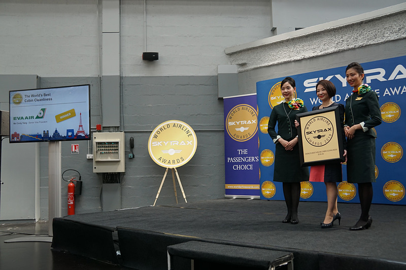 ベスト・エアライン・キャビン・クリーンネスを受賞したエバー航空