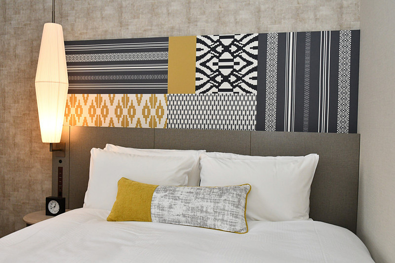 博多の伝統的な柄を表わすアクセントクロス