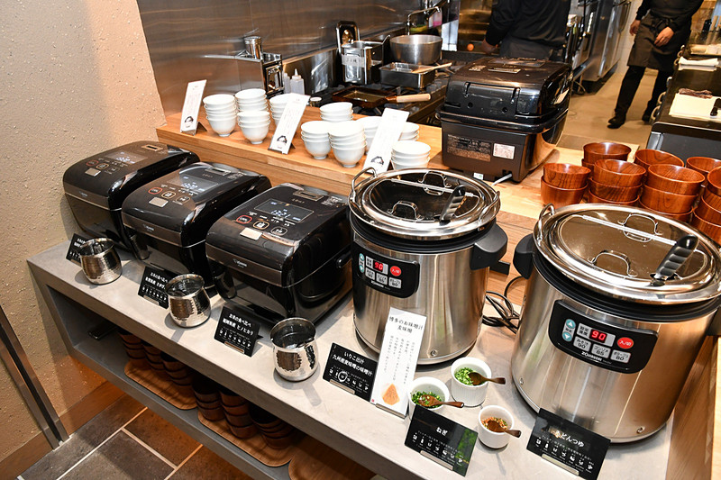 3種のお米が食べ比べできる。福岡の「夢つくし」、佐賀の「さがびより」、福岡の「ヒノヒカリ」が用意されていた