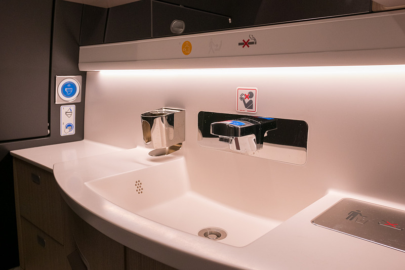 ラバトリーは設置場所によってさまざまなレイアウトがある