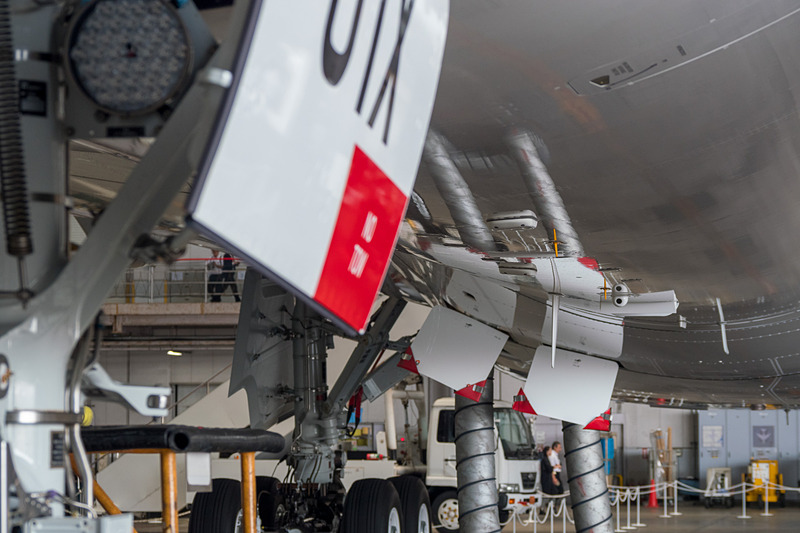 機体下部に取り付けられた前方カメラ。上空では下方を映すランドスケープカメラになるという