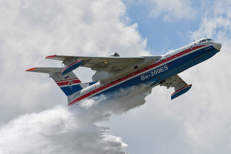 Beriev Be-200ESの飛行展示