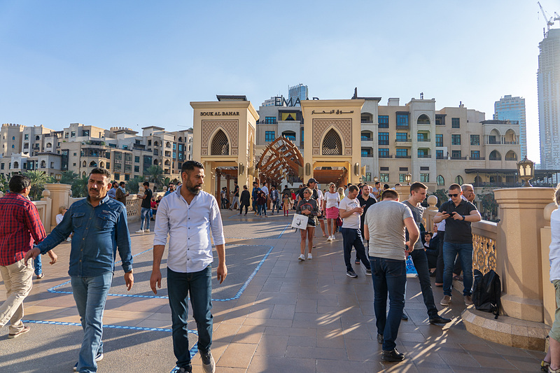 どんどん人が増えてくる！