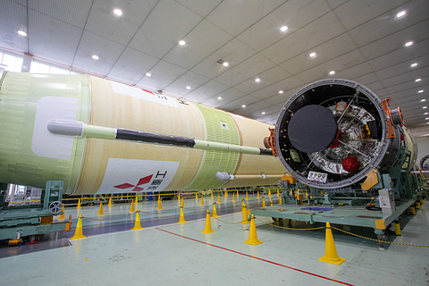 三菱重工、こうのとり8号機を乗せて宇宙へ向かう「H-IIBロケット8号機