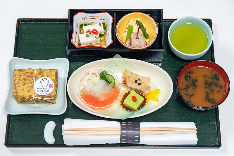 羽田発便中旬（7月11日～20日）/羽田着便上旬（7月1日～10日）のメニュー