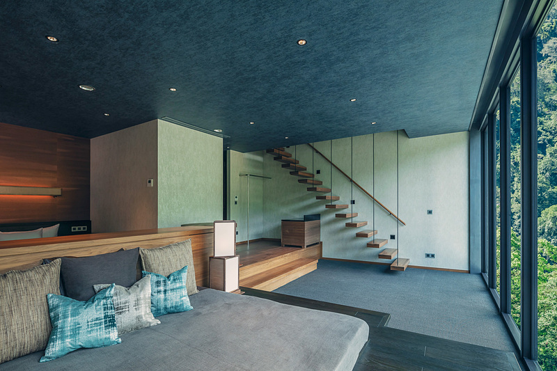 「水明」の客室と半露天風呂