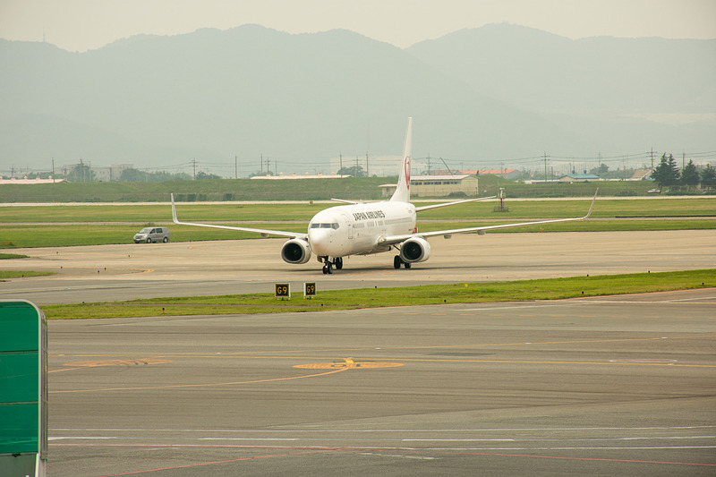 成田から飛来したJL957便はほぼ定刻どおりに釜山へ