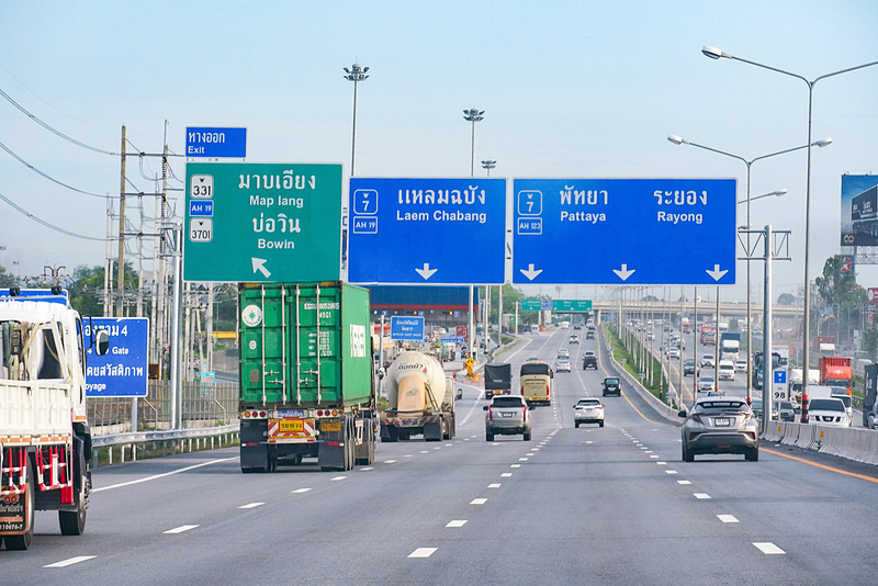 パタヤ、ラヨーン方面へ向かう