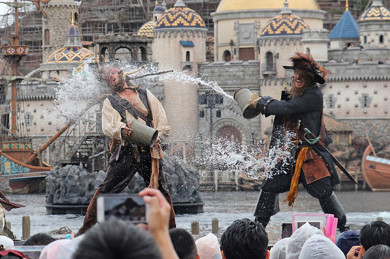 お互い容赦ないかけあいに