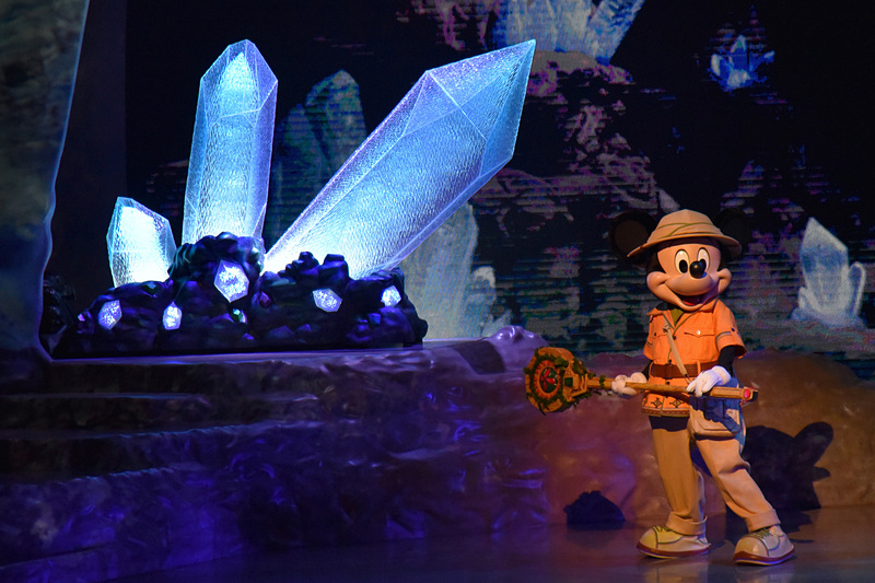 クリスタルから儀仗の秘密が明かされる