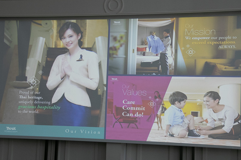 企業のビジョンは「タイの伝統と誇りを持ちつつ優雅なホスピタリティを世界にお届けする」