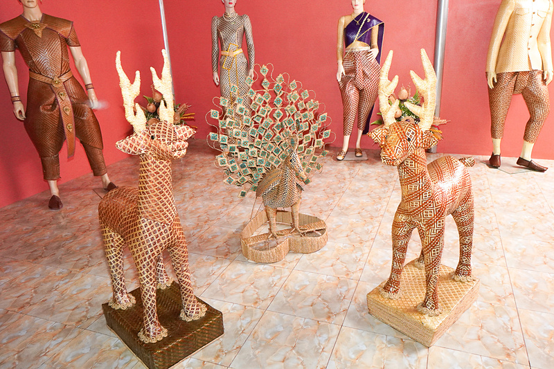 動物の置物もかわいい