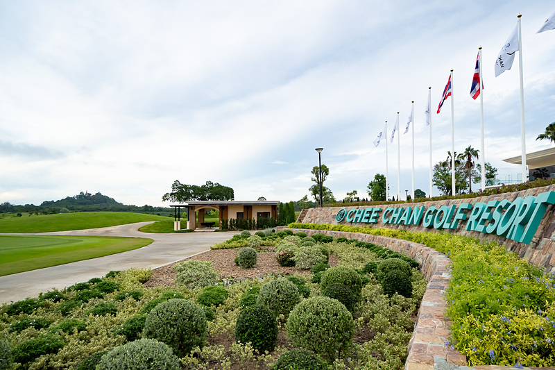 コース側から見える銘板