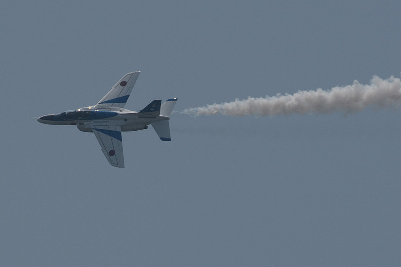 無事に展示飛行を再開した、ブルーインパルス。2機での展示飛行を実施した