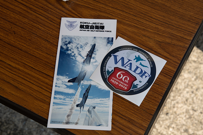 ステッカーなども配布