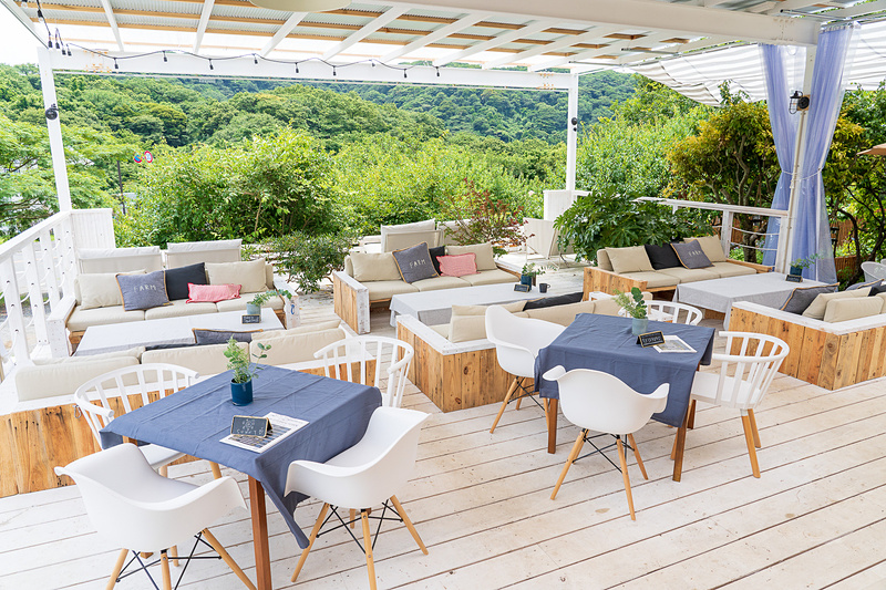 「THE HOUSE FARM」のレストランエリア。ランチやディナーはこちらで。週末限定でスペシャルな朝食も