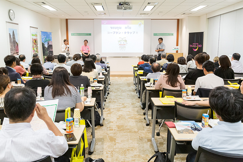 豆知識などを織り交ぜながら、タイの最新情報を伝えた