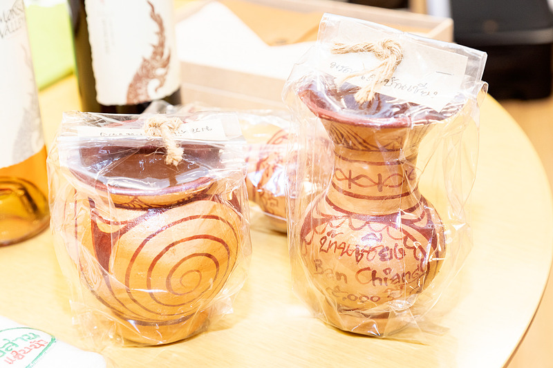 オリジナルグッズからタイのお土産までをプレゼント