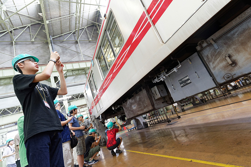 東京メトロと東京大学生産技術研究所は中学・高校生向けの「鉄道ワークショップ」を開催した