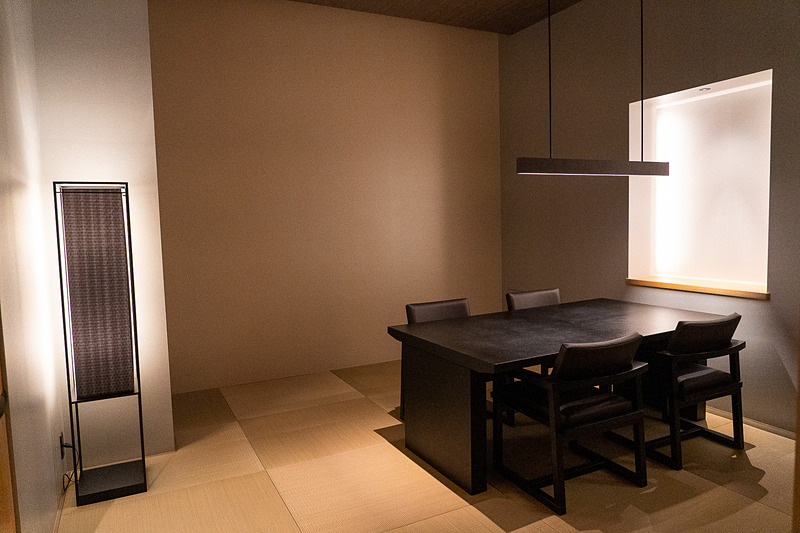 このような畳敷きの個室は全部で6室