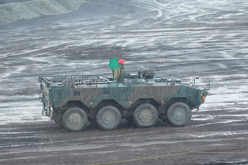 10TK、96WAPC、FVなどの車両が次々に進入