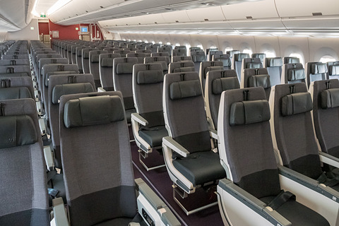 新シートと静かな機内を体験。就航目前のJAL エアバス A350に乗って