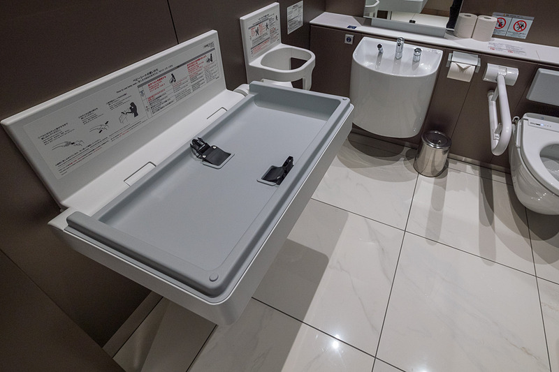 多機能トイレ